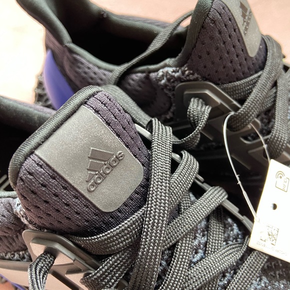 Ultraboost 4D adidas sneaker size 9.5 NEW main image 8